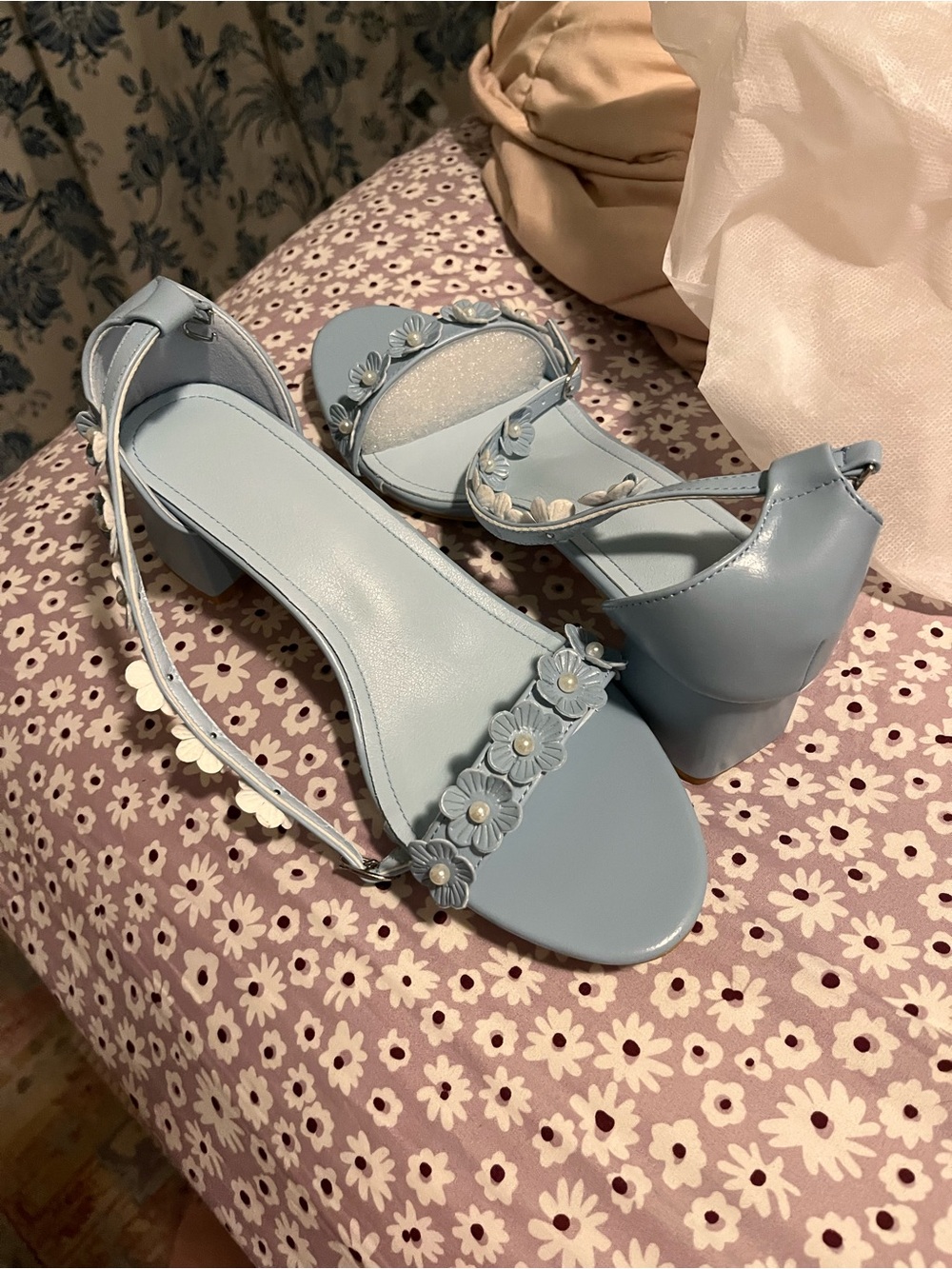 SHEIN Baby Blue Floral Block Heel Sandals